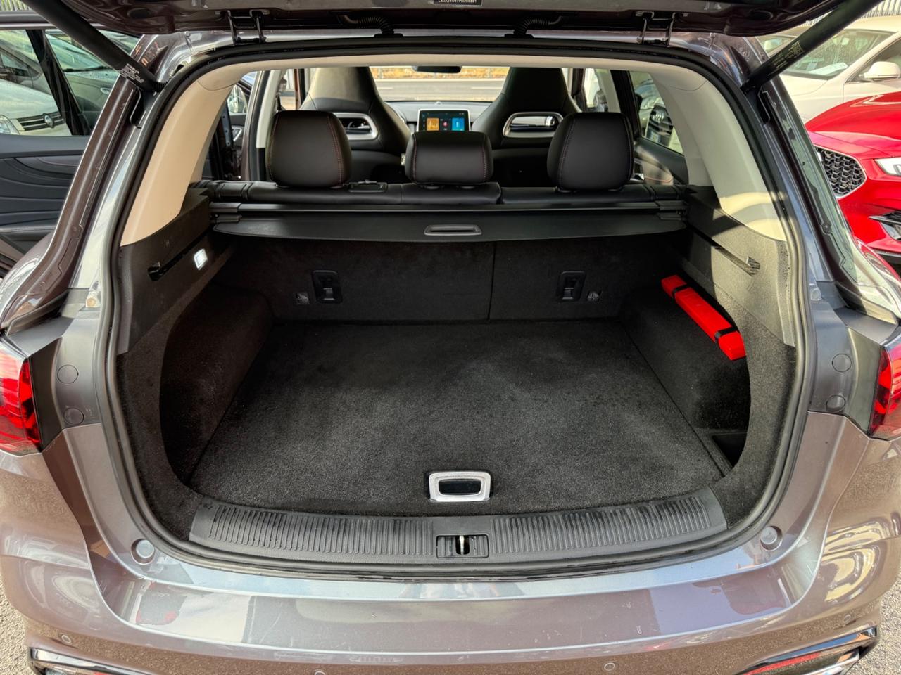 Mg HS 1.5T-GDI Luxury Automatica 19.000km