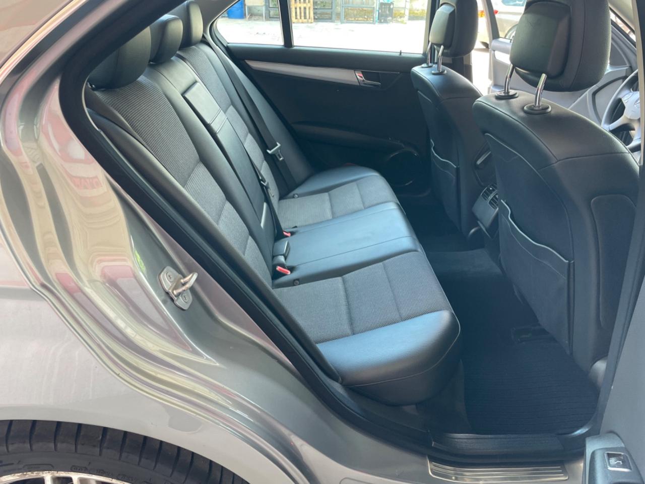 Mercedes-benz C 350 C 350 CDI 4M. BlueEFFICIENCY Avantgarde AMG