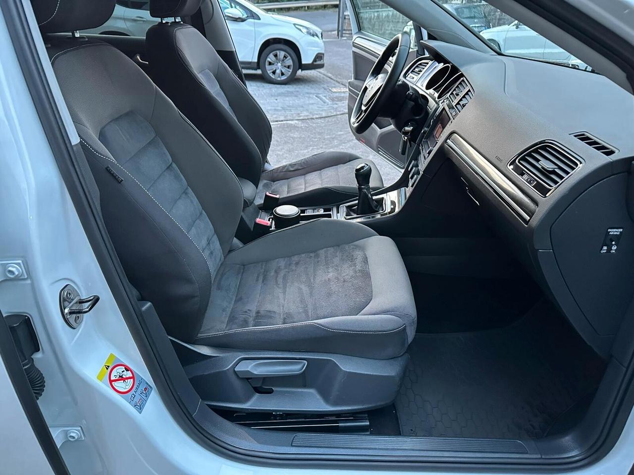 Volkswagen Golf 2.0 TDI 5p. Highline BlueMotion Technology