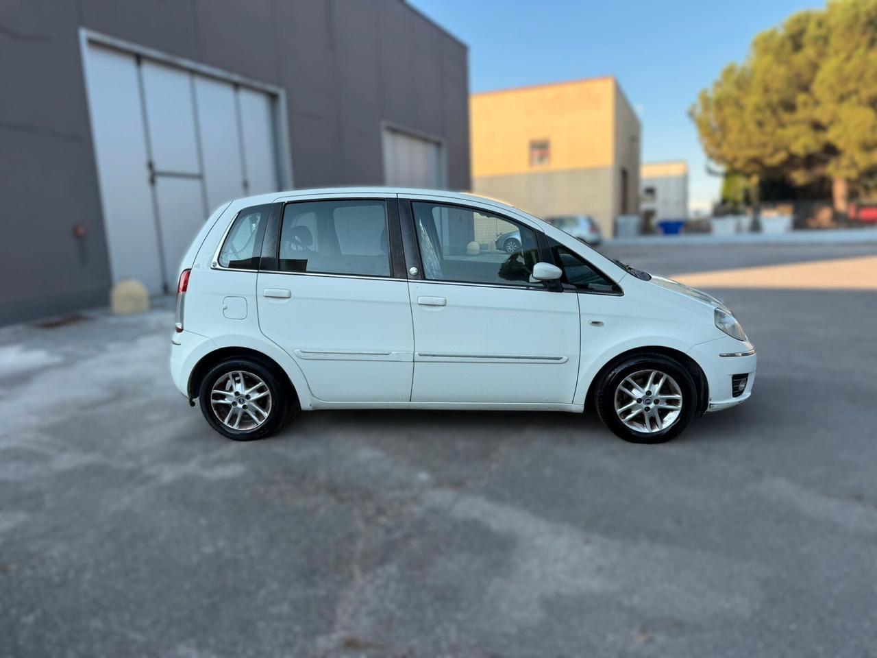 LANCIA MUSA 1.4 GPL 2011 12 MESI DI GARANZIA