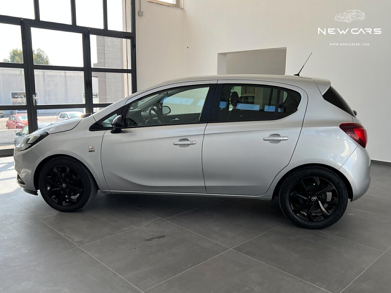 Opel Corsa 1.2 5 porte 120 Anniversary