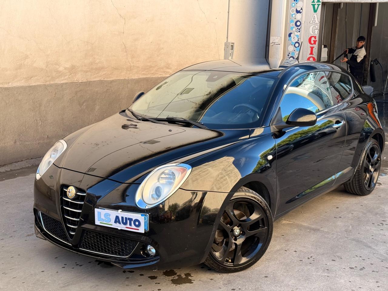 Alfa Romeo MiTo 1.6 JTDm 16V Distinctive Sport Pack