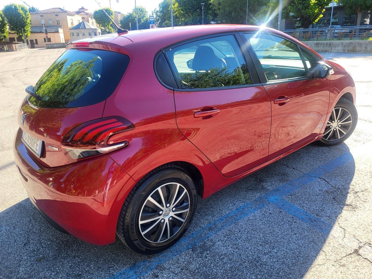 PEUGEOT 208-1,2 GPL-UNICA PROPRIET-3 REVISIONI