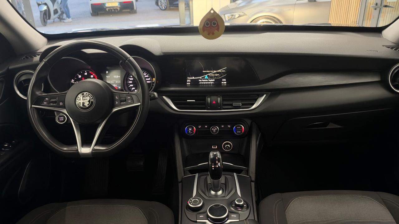 Alfa Romeo Stelvio 2.2 Turbodiesel 180 CV AT8 Q4 Executive