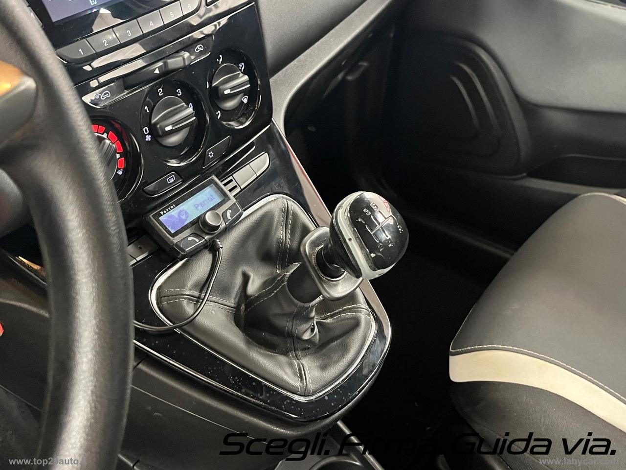 LANCIA Ypsilon 1.2 69 CV 5p. GPL Ecochic ELEFANTINO II