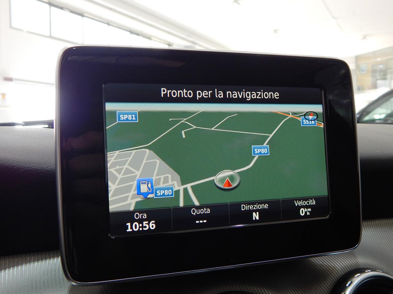 Mercedes-Benz GLA 200 d Sport Enduro Aut. TETTO-NAVI-PELLE-PARK-XENO-LED