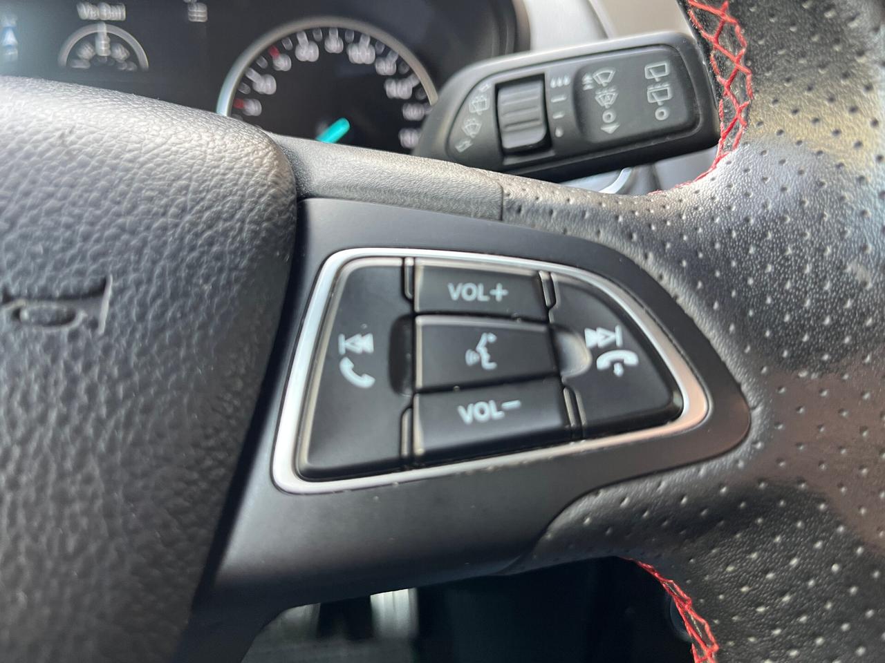 Ford EcoSport 1.5 TDCi 100 CV ST-Line