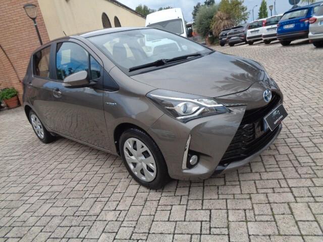 Toyota Yaris 1.5 Hybrid 5 porte Business