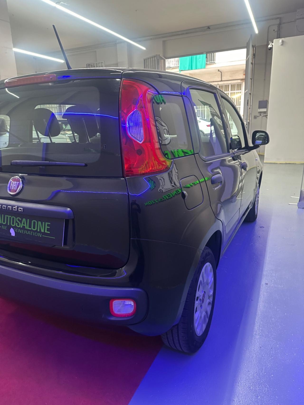 Fiat Panda 1.2 Connected by Wind