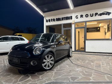Mini 1.6 16V One D Total Black okneopatentati