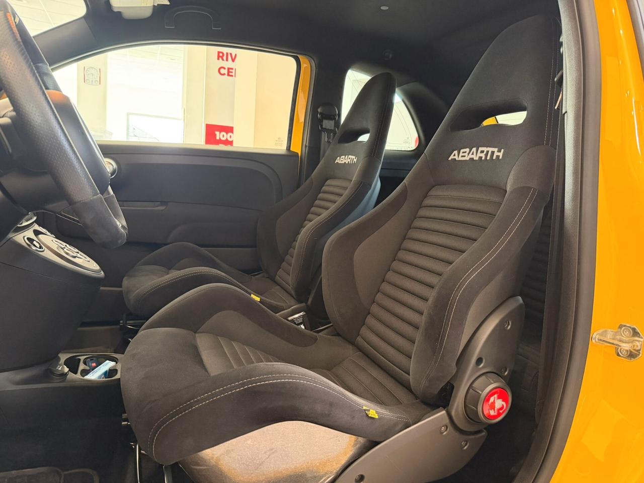 Abarth 595 1.4 Turbo T-Jet 180 CV Competizione