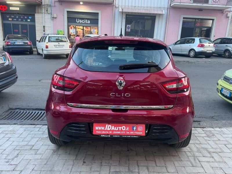 Renault Clio dCi 8V 90 CV 5 porte Duel