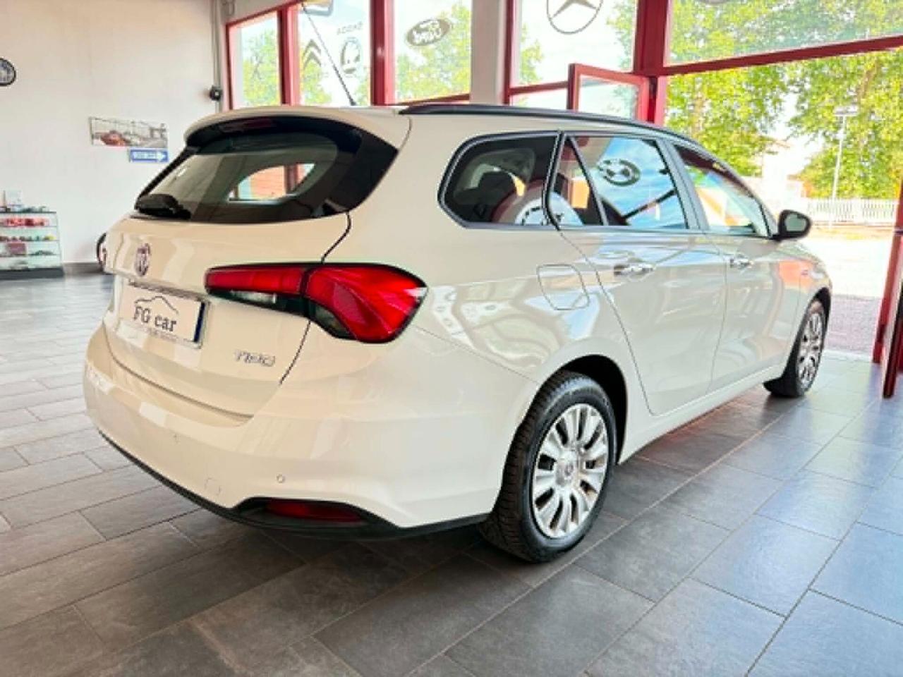 Fiat Tipo 1.4 Station Wagon Lounge 95Cv