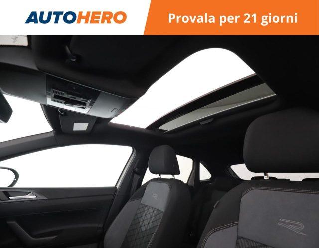 VOLKSWAGEN Taigo 1.0 TSI 110 CV R-Line