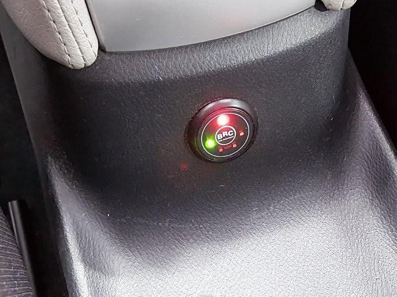 Nissan Micra 5 Porte 0.9 IG-T Max Premium Pack 5 Porte 0.9 IG-T Max premium GPL
