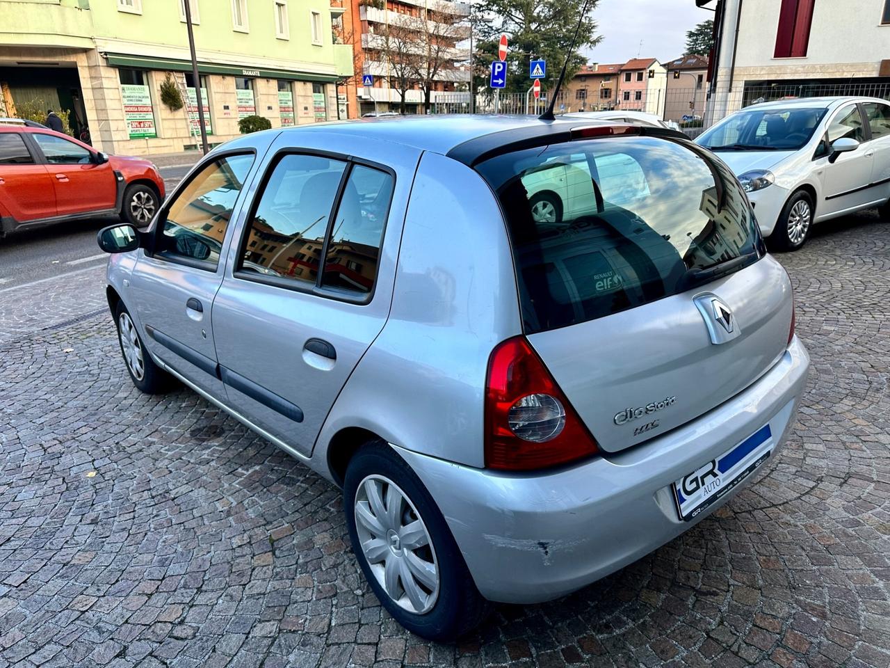Renault Clio Storia 1.2 5 porte GPL Confort