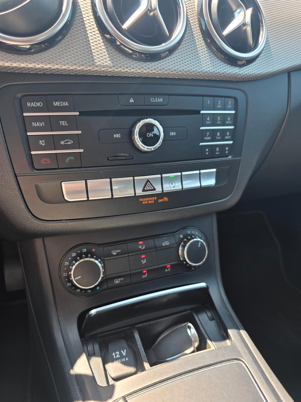 Mercedes-benz B 180 B 180 d Automatic Premium