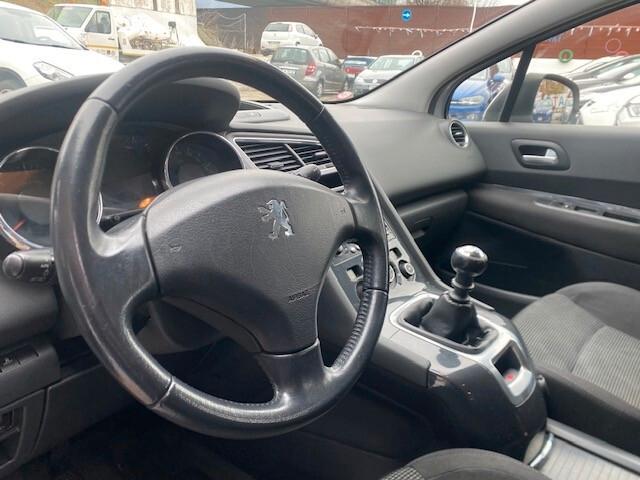 Peugeot 5008 1.6 HDi 112CV Family