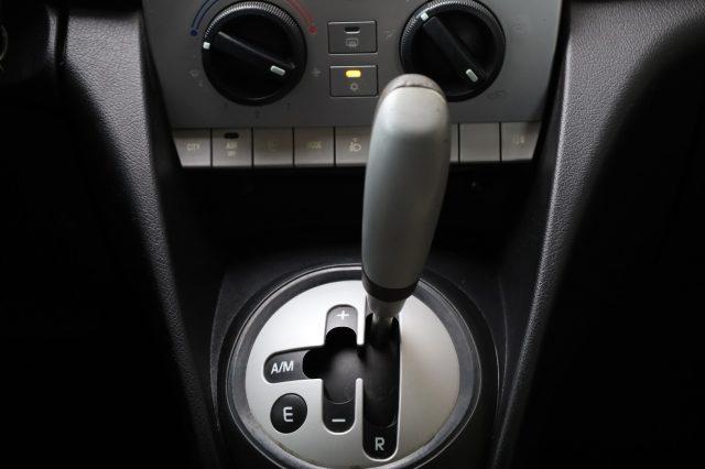 LANCIA Ypsilon 1.3 MJT 90CV Platino Automatica per NEOPATENTATI