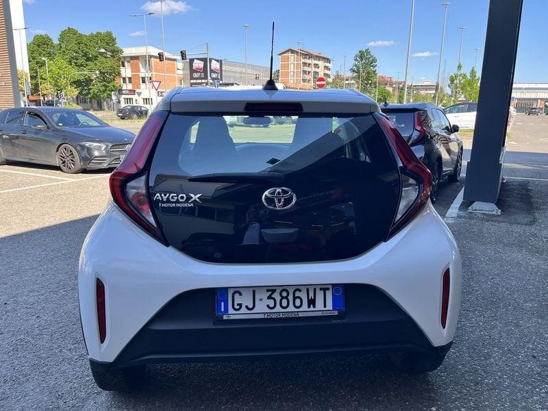Toyota Aygo X 1.0B (72 CV) Active S-CVT