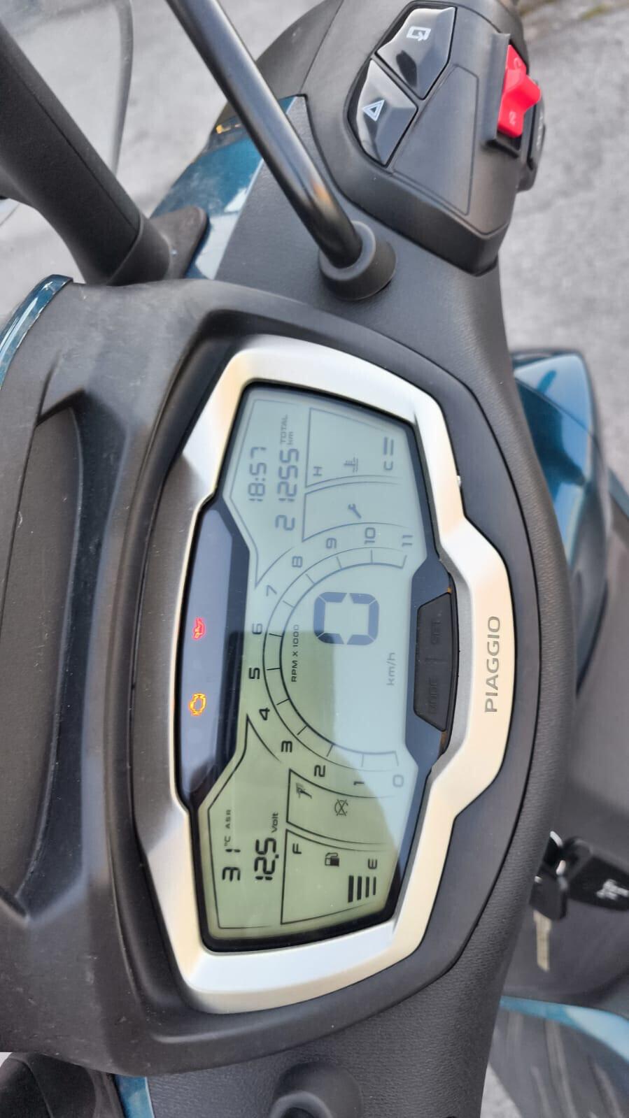 Piaggio Beverly 400 del 2024 USATO