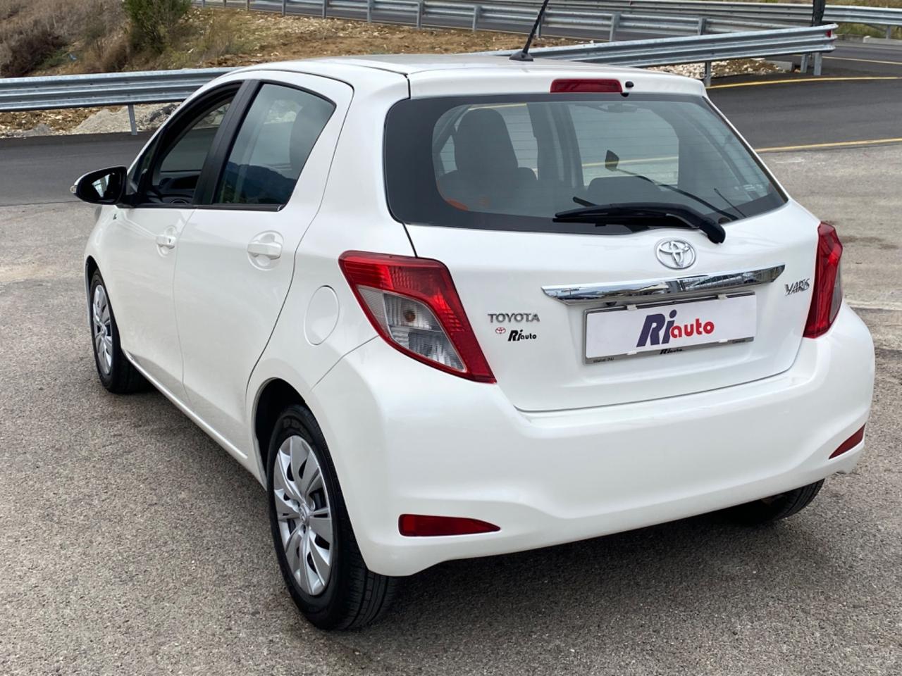 Toyota Yaris 1.4 D-4D 5 porte Active