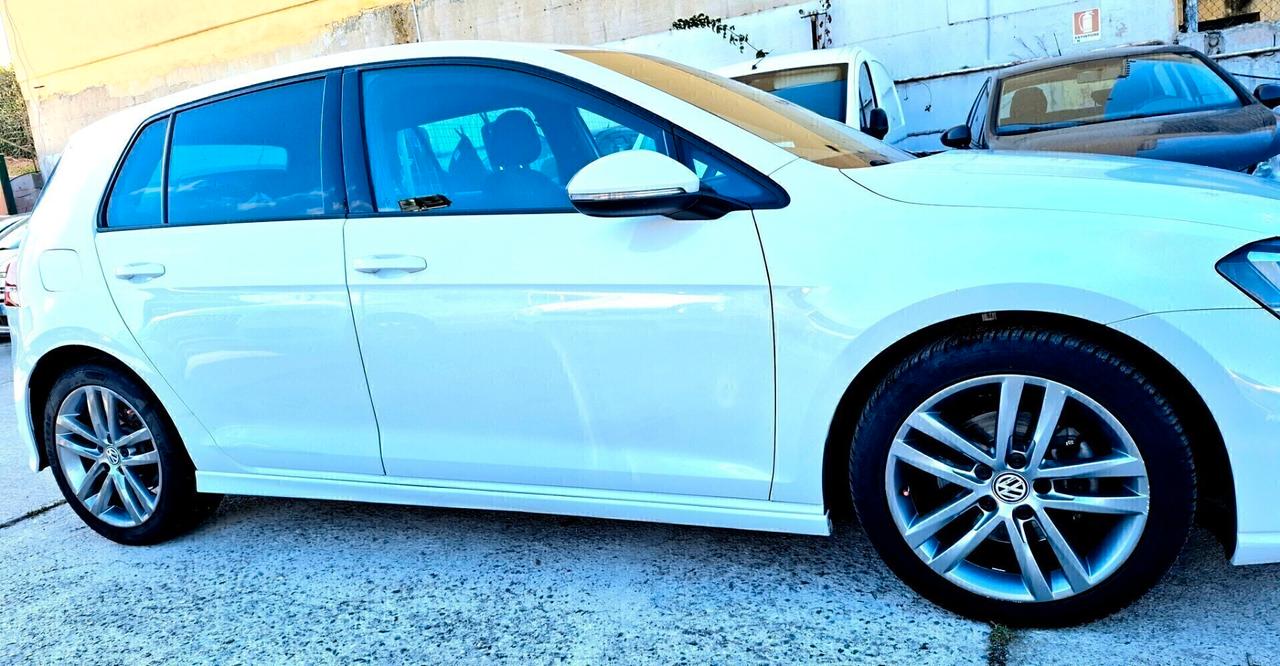 GOLF 7 1.6 TDI 110 CV 5p R LINE