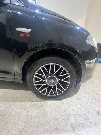 Lancia Ypsilon MOMO DESIGN