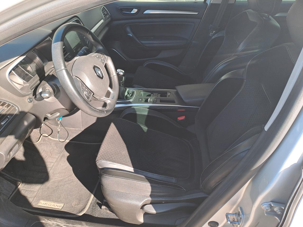 Renault Megane Blue 1.5 dCi 115 CV Intens 19