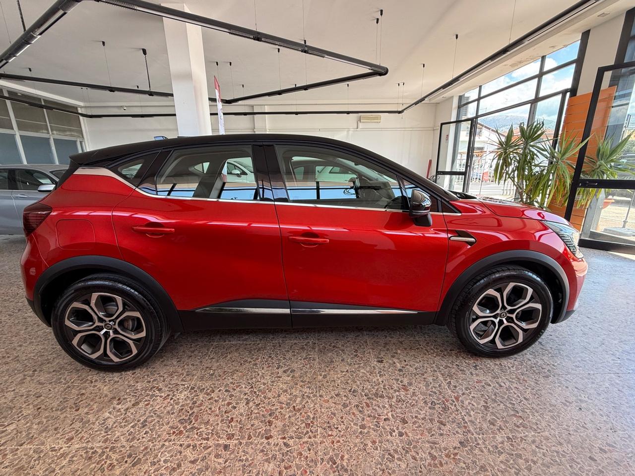 Renault Captur TCe 100 CV GPL Intens
