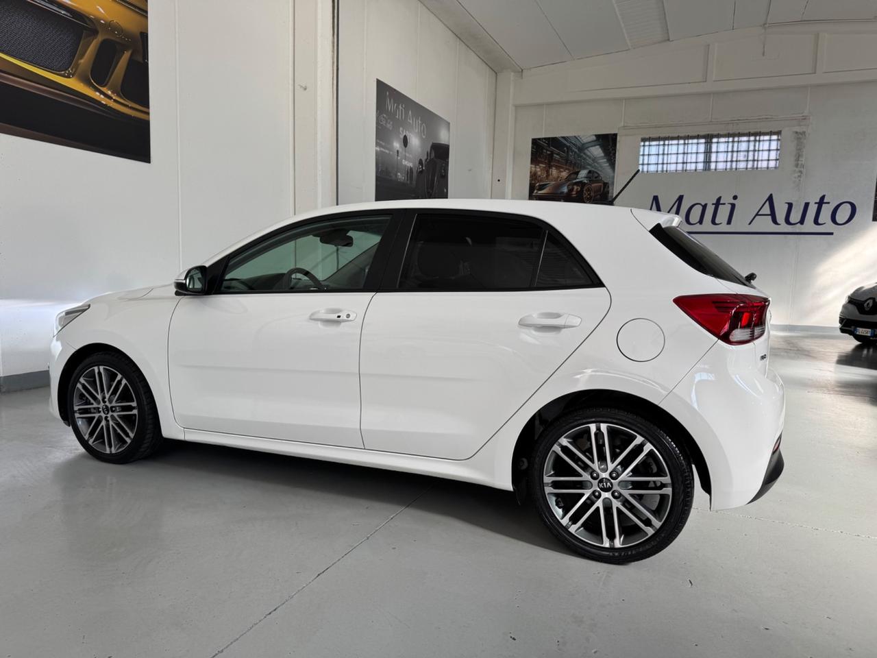 Kia Rio 1.4 CRDi 5p. Cool Tekno Pack 90cv Ok Neopatentati