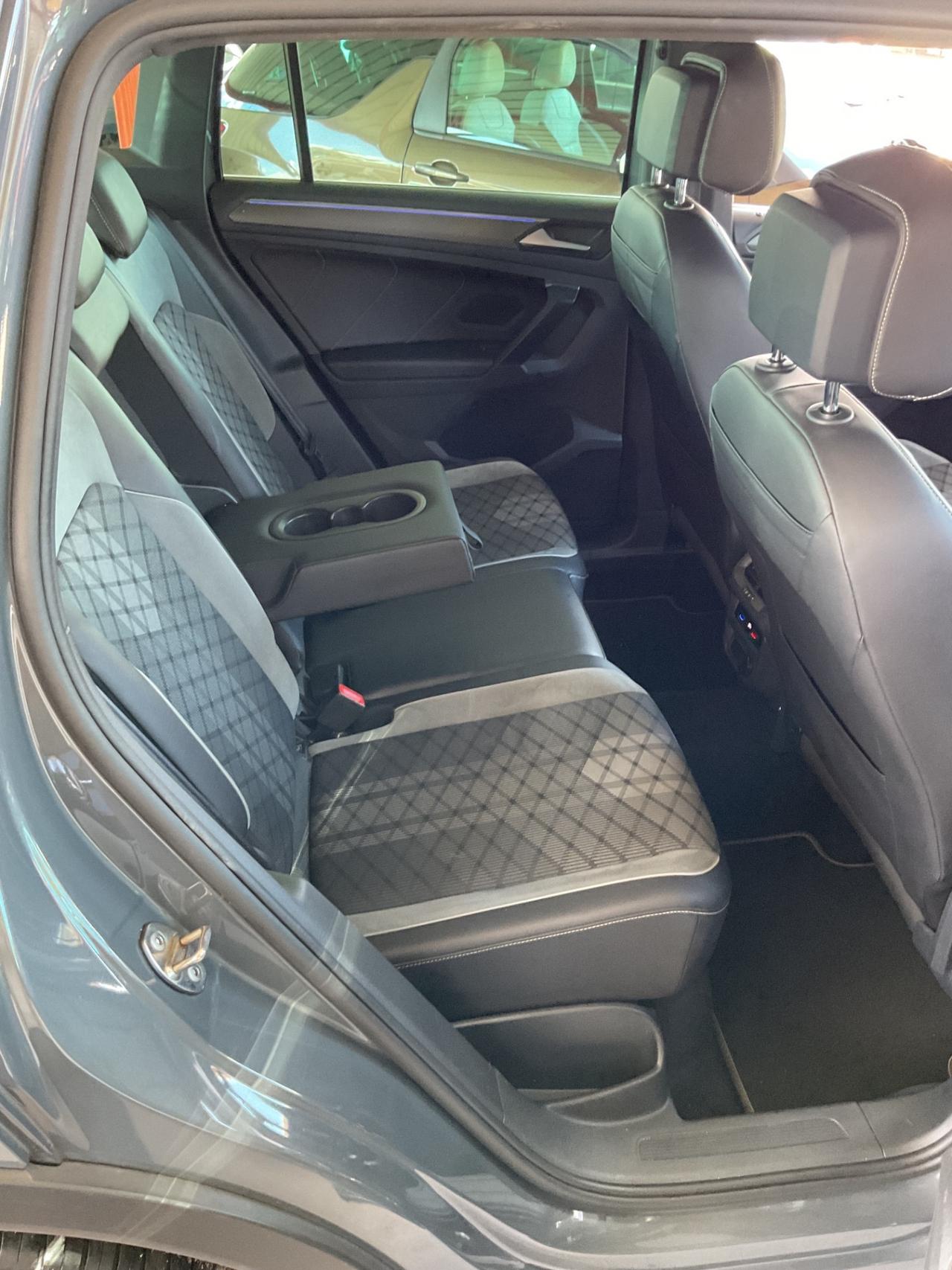 Tiguan 2.0 TDI 150 CV-DSG 4MOTION R-Line-IVA ESP-