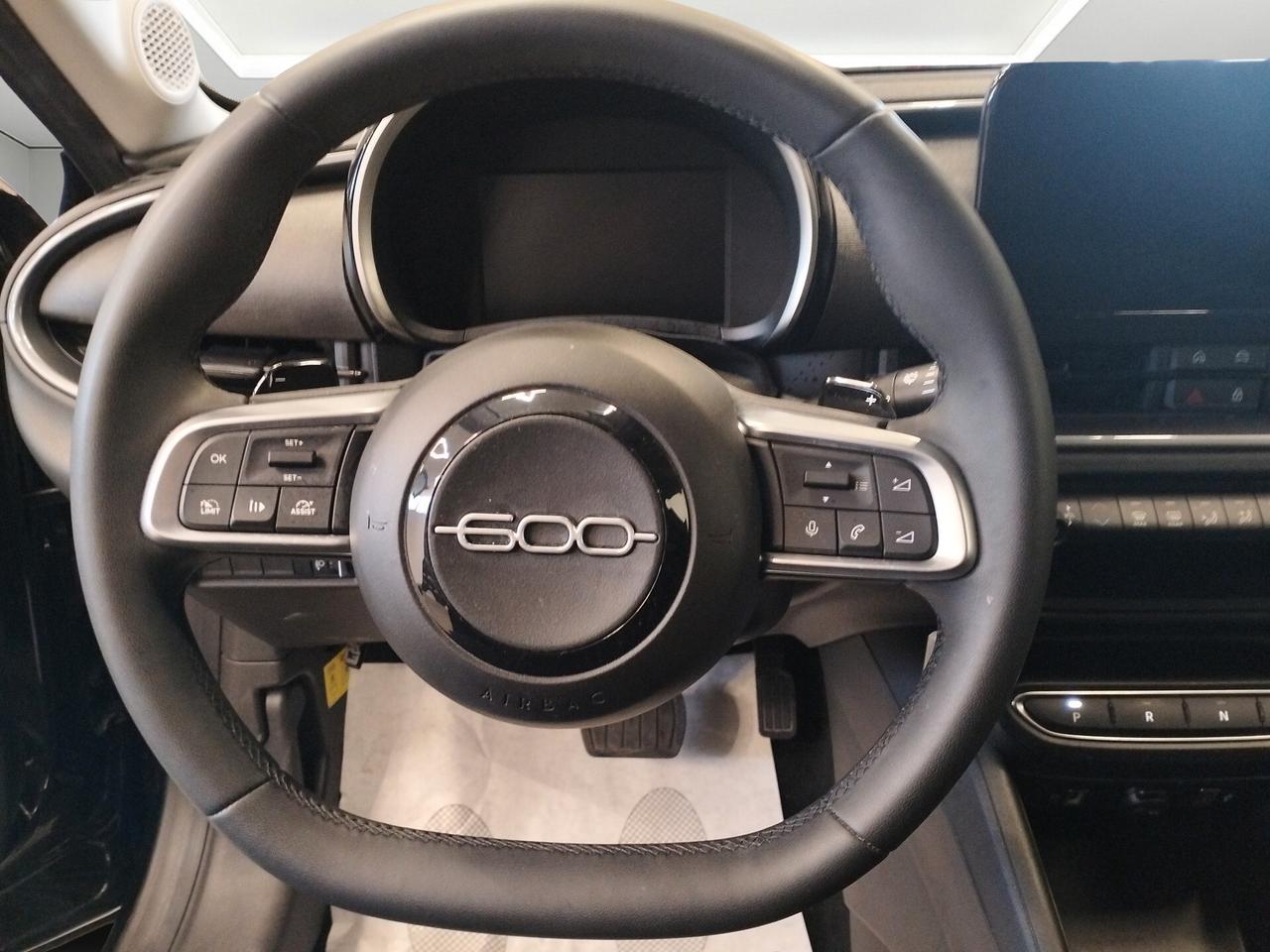 Fiat 600 Hybrid 110 CV DCT MHEV