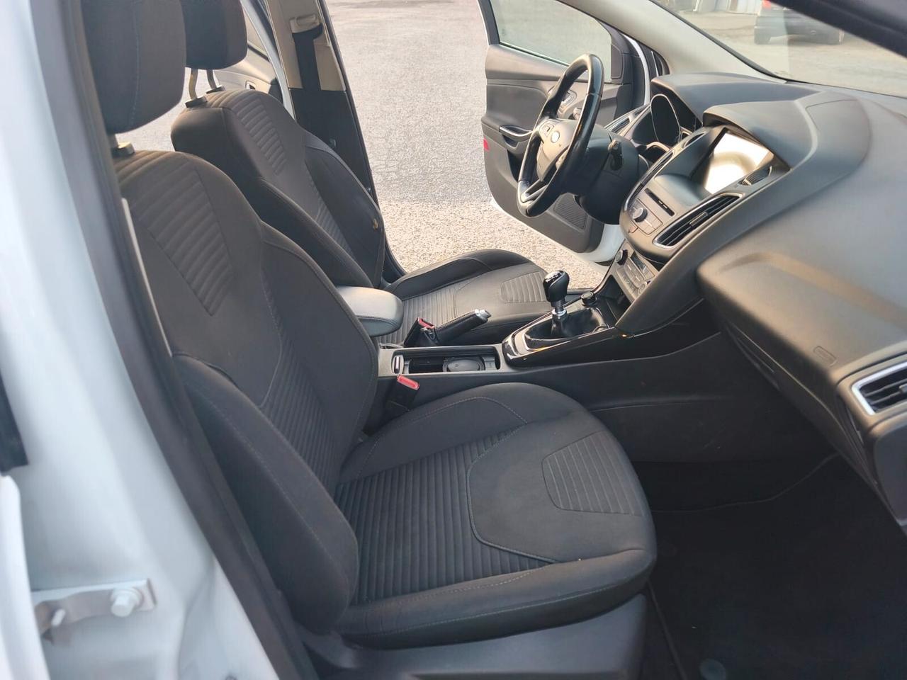 Ford Focus Sw 2017----1.0 Benzina