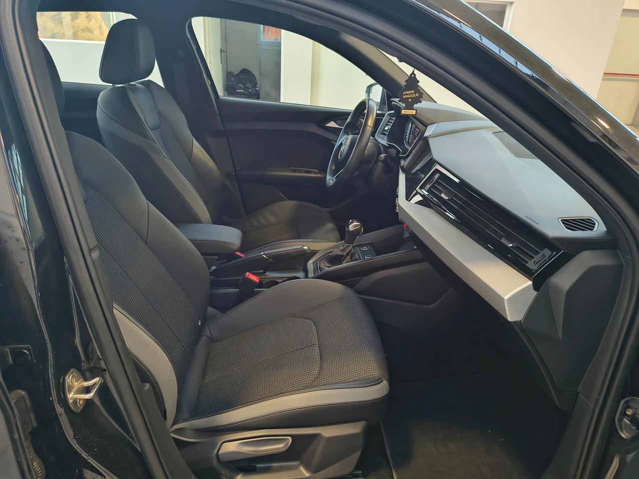 Audi A1 SPB 30 TFSI S tronic line edition