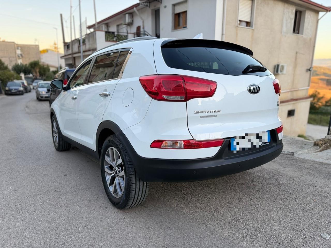 Kia Sportage 1.7 CRDI VGT 2WD high tech