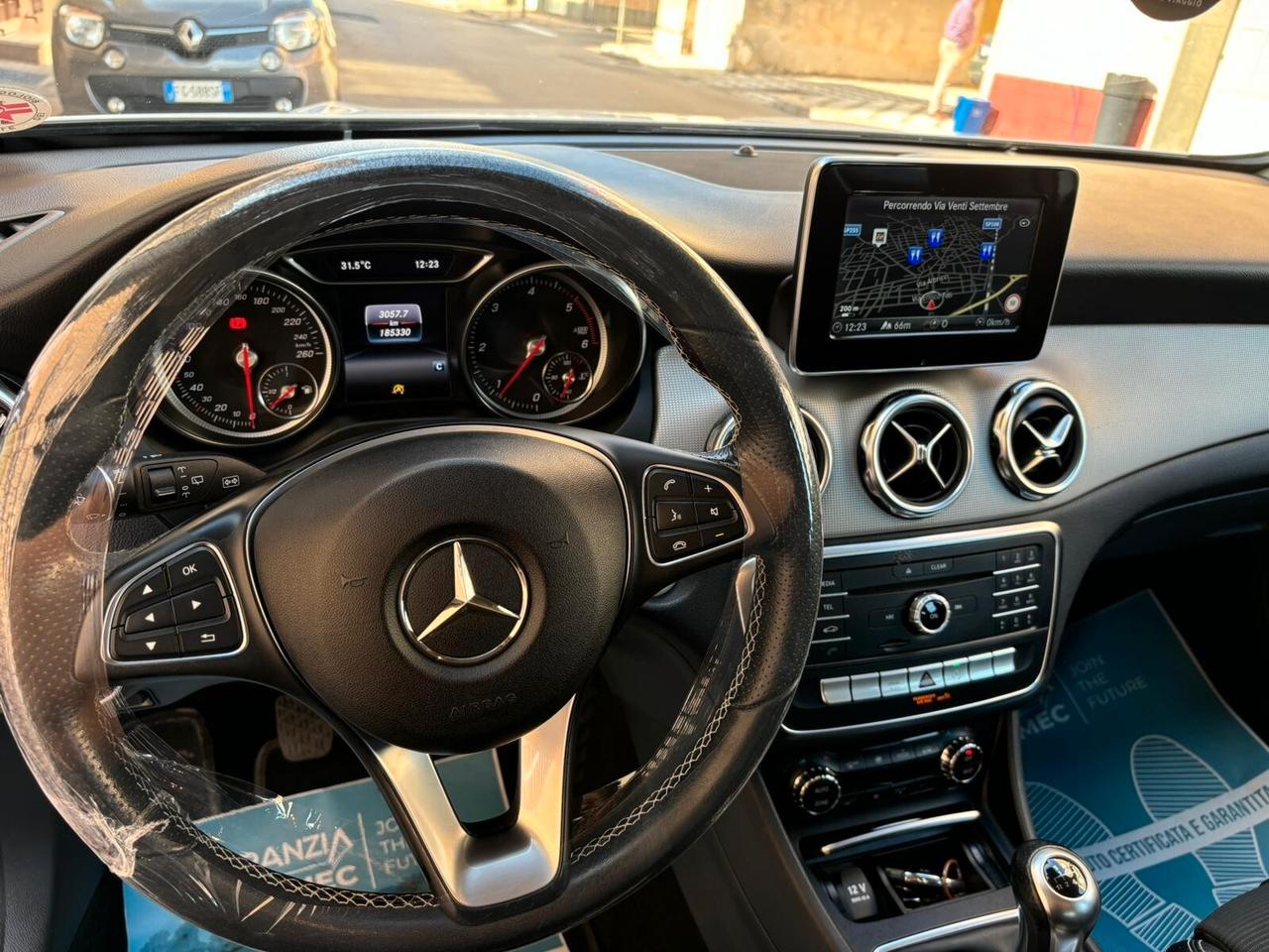 Mercedes-benz GLA 180 d Sport - 2018