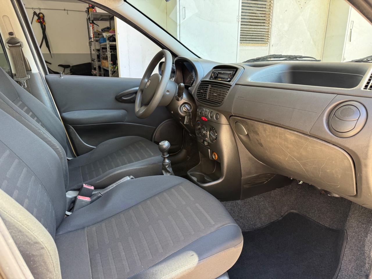 Fiat Punto 1.2 benzina CLIMA