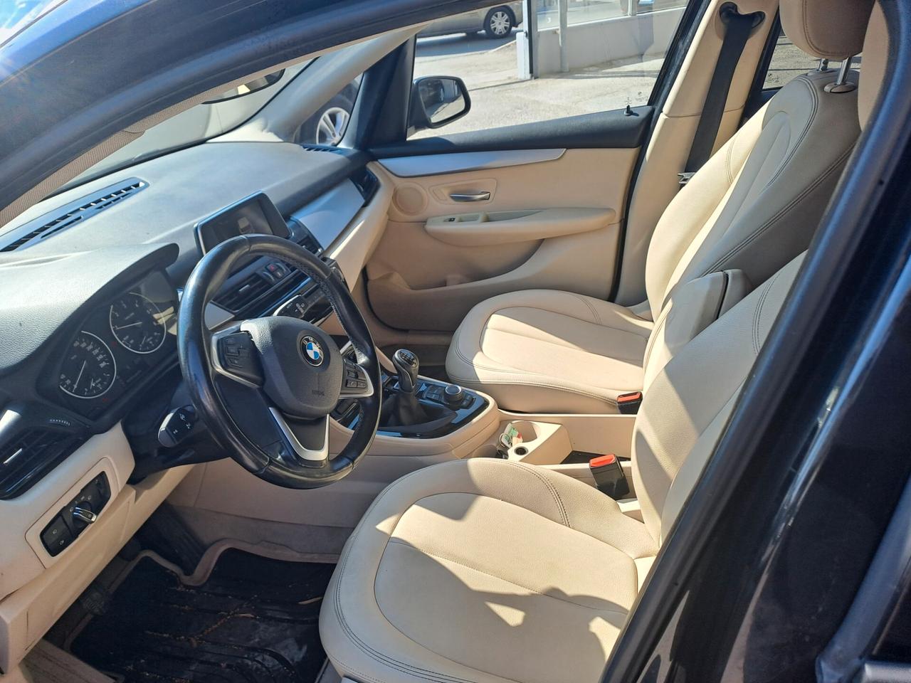 Bmw 2er Active Tourer 218d Luxury