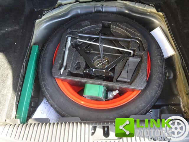 JAGUAR XK 4.2 V8 Coupé