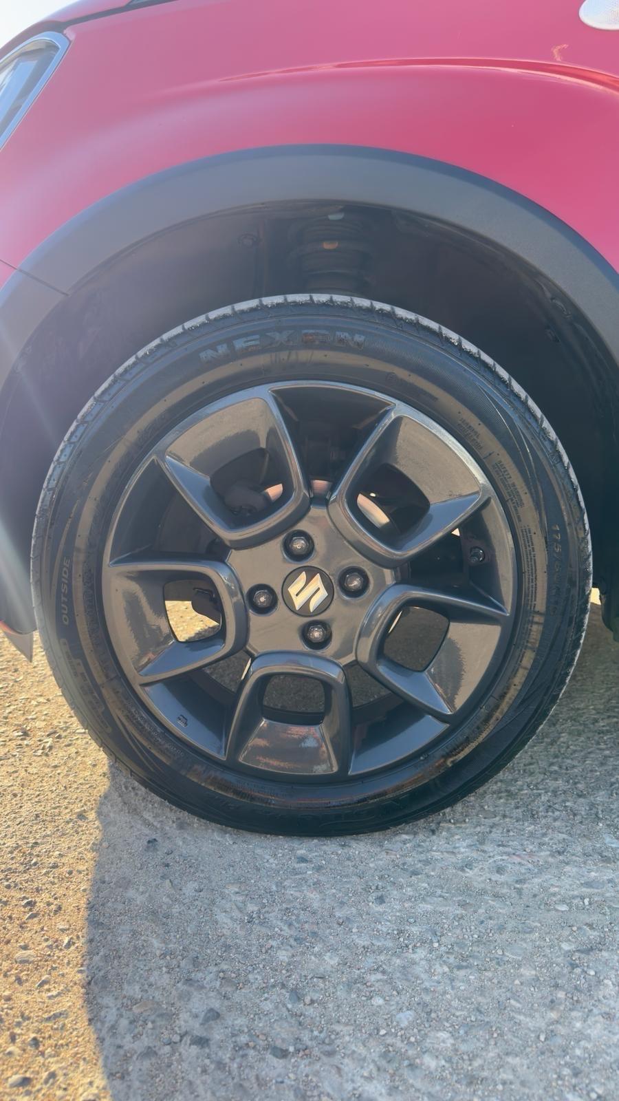Suzuki Ignis 1.2 Hybrid Top
