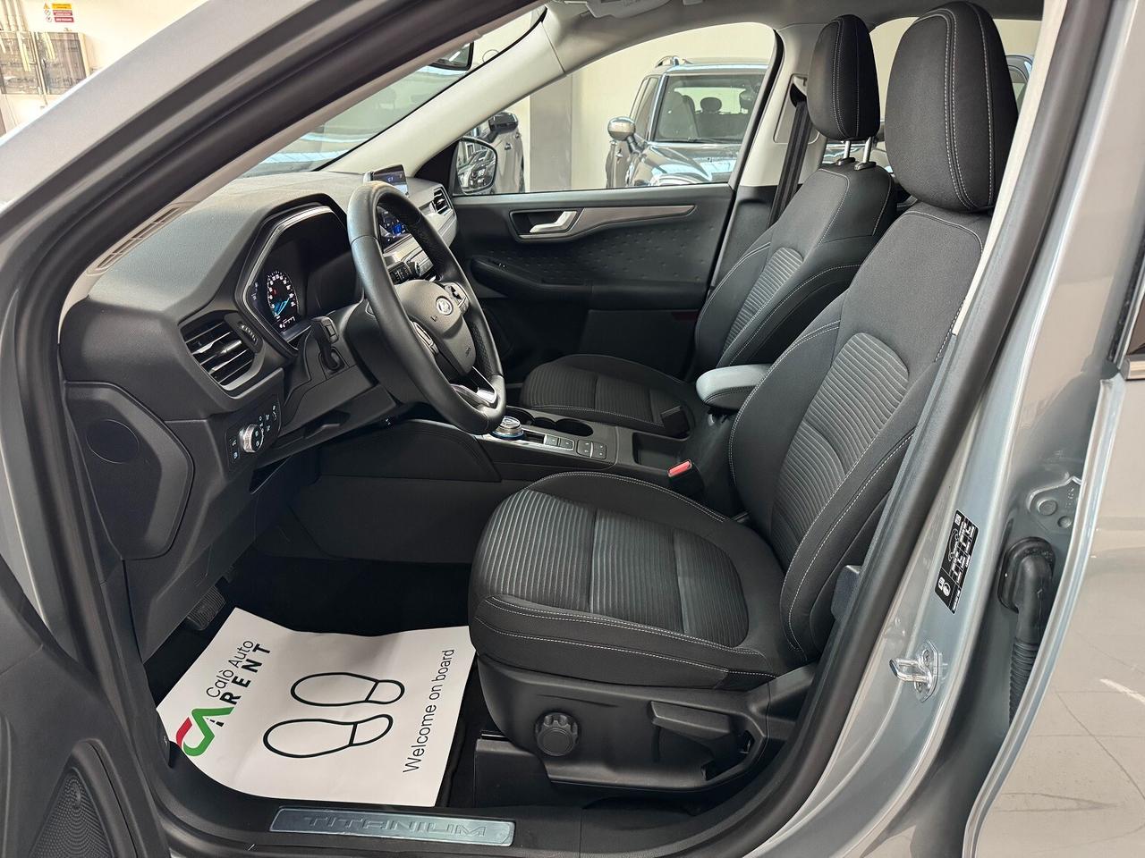 Kuga Plug In Hybrid Titanium SUPER BELLA!!!!