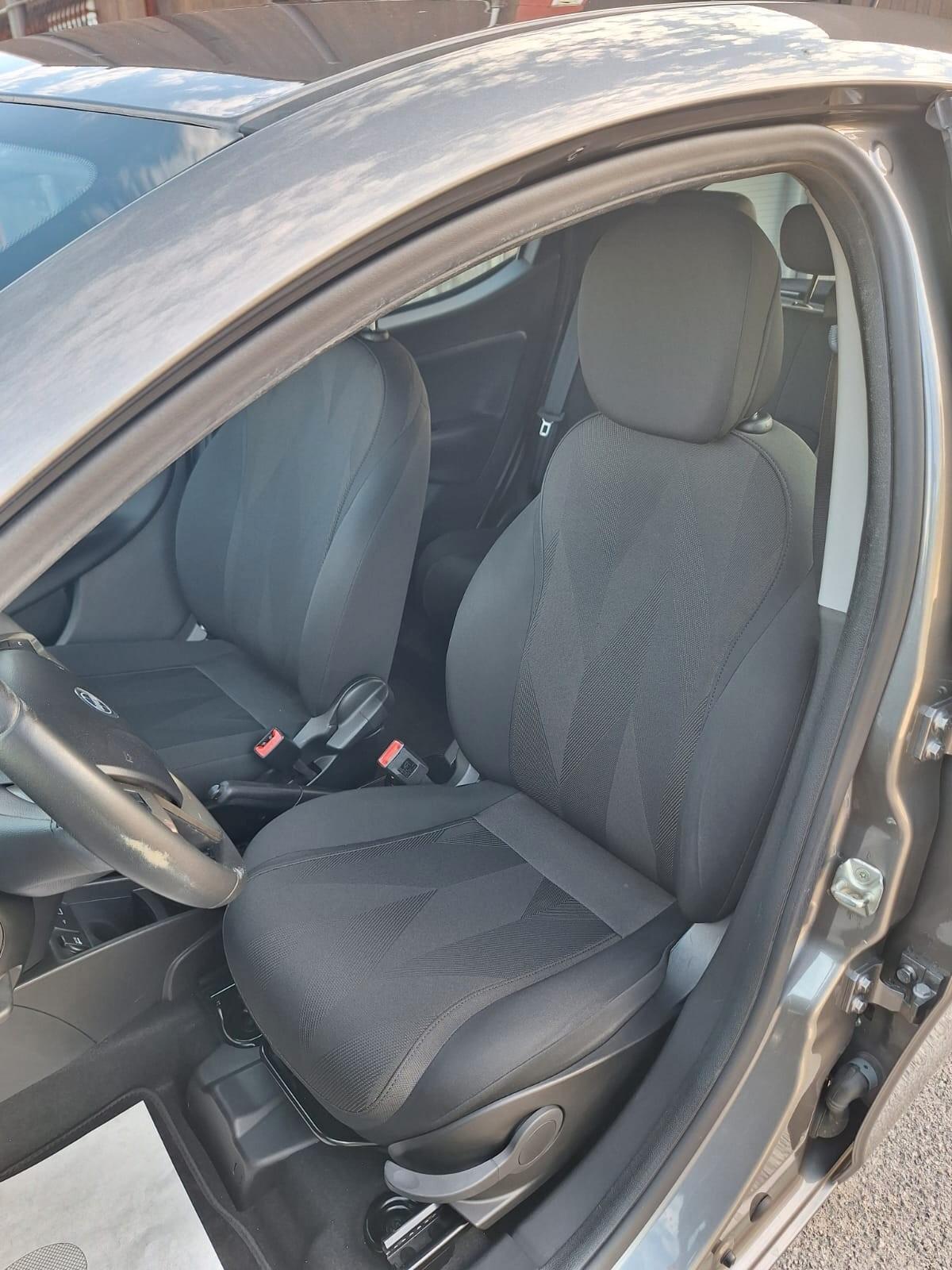 Lancia Ypsilon 1.2 69 CV 5 porte S&S Gold