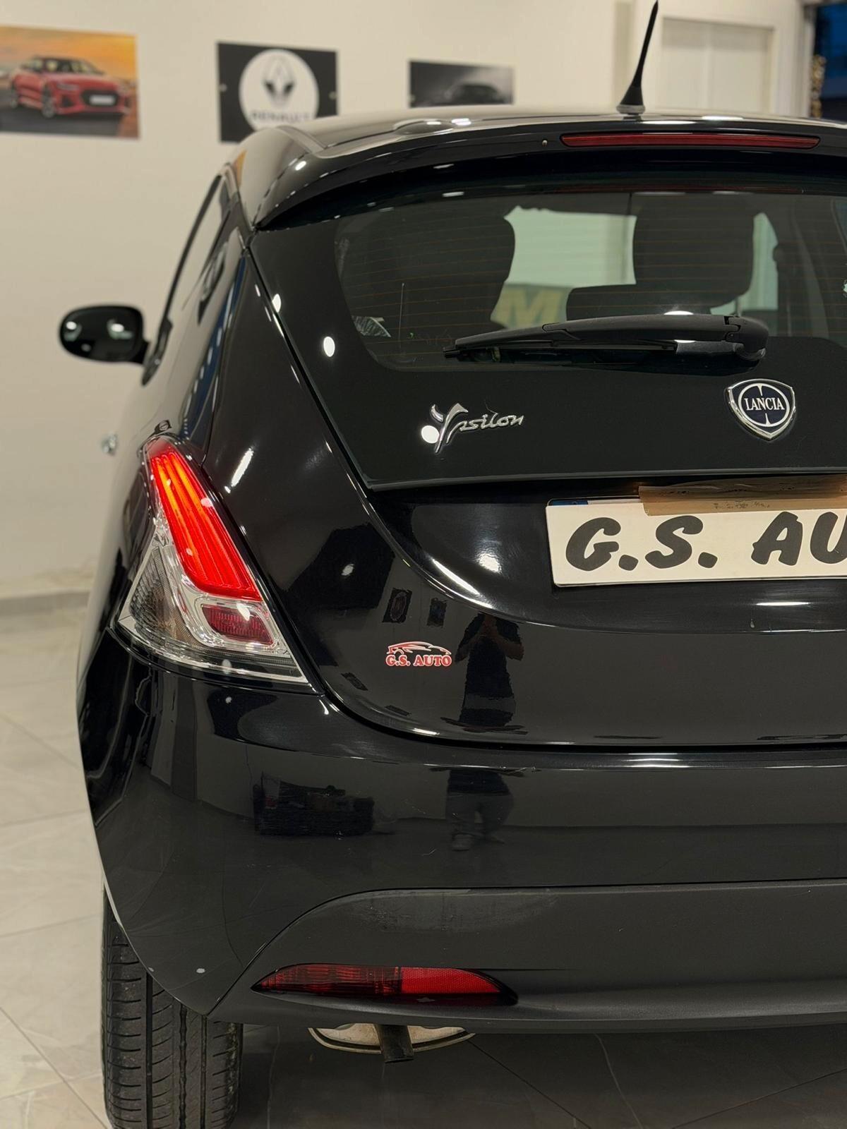 Lancia Ypsilon 1.2 69 CV 5 porte GPL Ecochic Gold