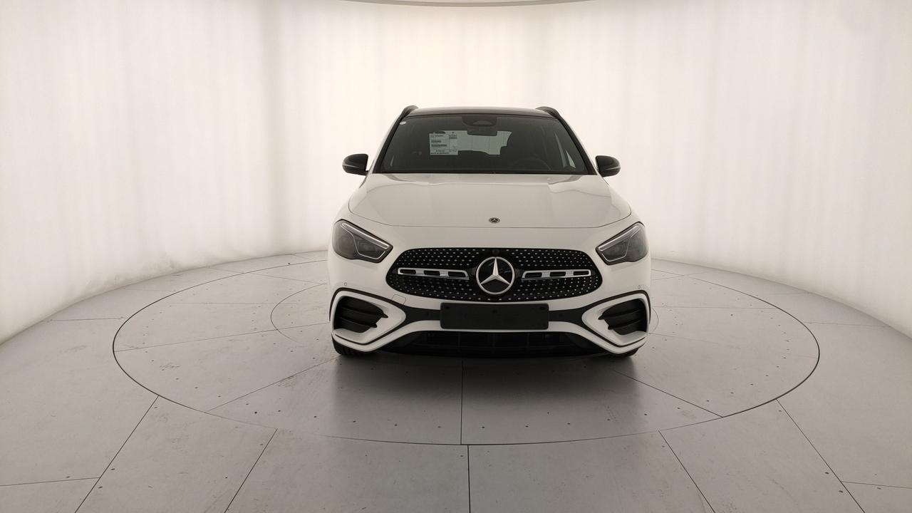 Mercedes-Benz GLA 200 d automatic