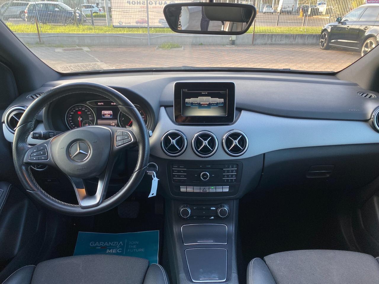 MERCEDES - Classe B - B 180 d Automatic Premium -