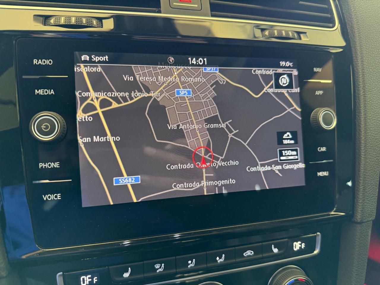 Volkswagen Golf GTI 2.0 TSI BlackStyle