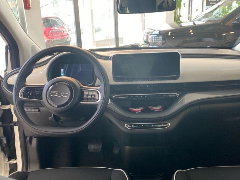 FIAT 500 500e Berlina 42 kWh Icon