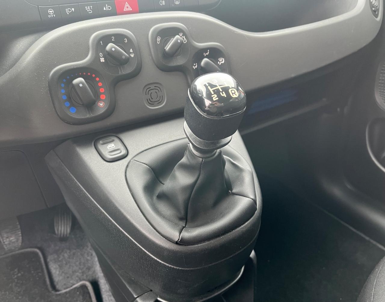 Fiat Panda 1.2 Young -solo km 21000-