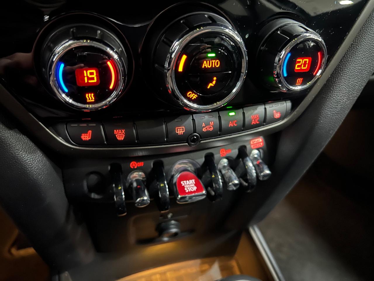 Mini Cooper Countryman 2.0 D Aut. Classic 150 cv